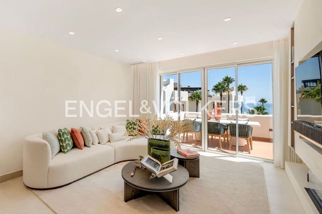 Apartamento de 3 habitaciones en El Velerín, Estepona en venta con piscina garaje - 2.695.000 € (Ref: 9733497)