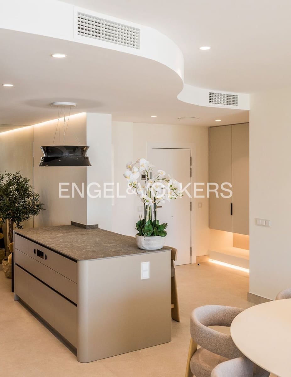 3 slaapkamer Appartement te koop in Estepona met zwembad garage - € 2.695.000 (Ref: 9733497)