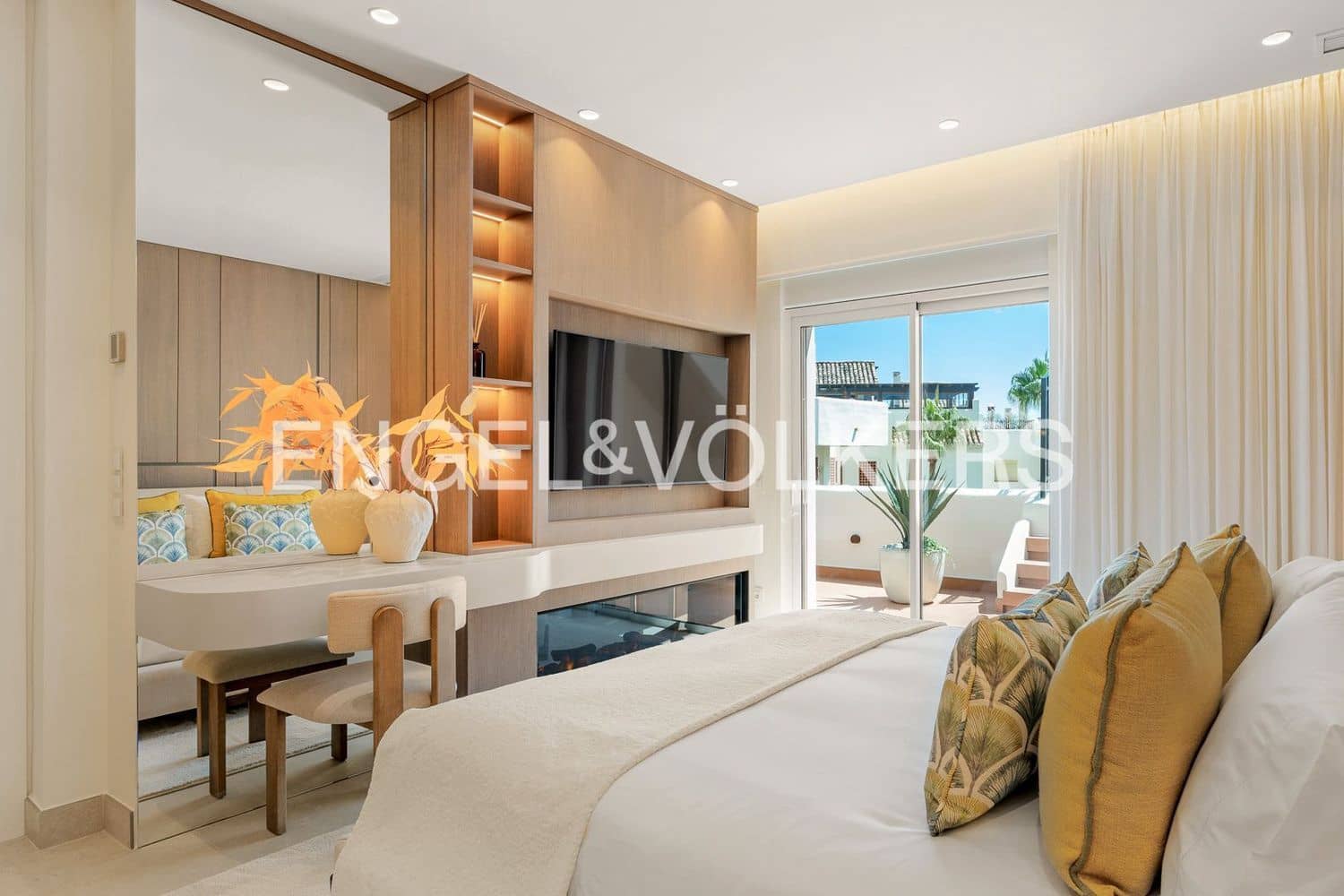 3 slaapkamer Appartement te koop in Estepona met zwembad garage - € 2.695.000 (Ref: 9733497)