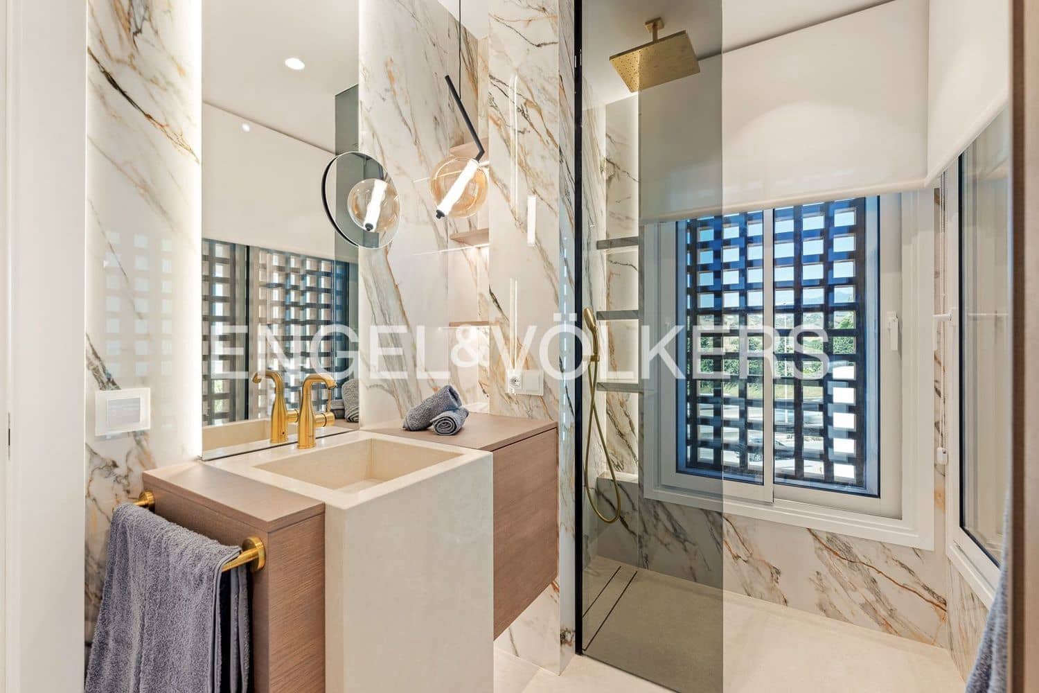 3 slaapkamer Appartement te koop in Estepona met zwembad garage - € 2.695.000 (Ref: 9733497)