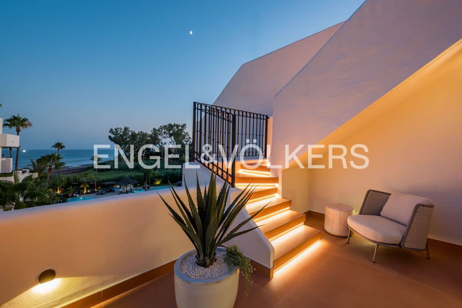 3 slaapkamer Appartement te koop in Estepona met zwembad garage - € 2.695.000 (Ref: 9733497)