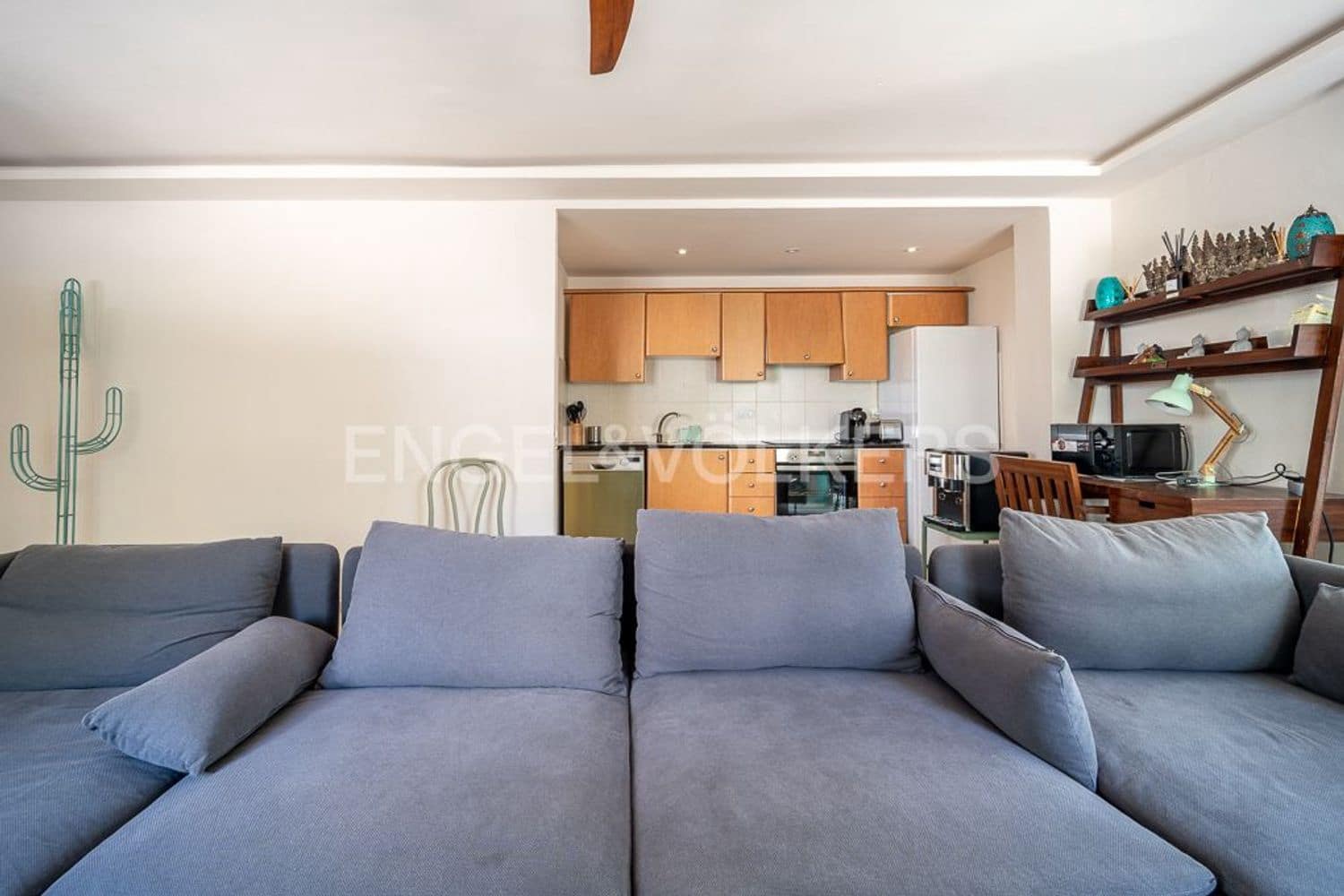 2 makuuhuone Omakotitalo myytävänä paikassa Estepona mukana uima-altaan 
autotalli - 349 000 € (Ref: 9733499)