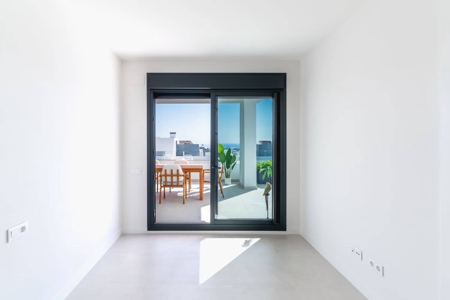 3 slaapkamer Appartement te koop in Estepona met zwembad garage - € 760.000 (Ref: 9733500)