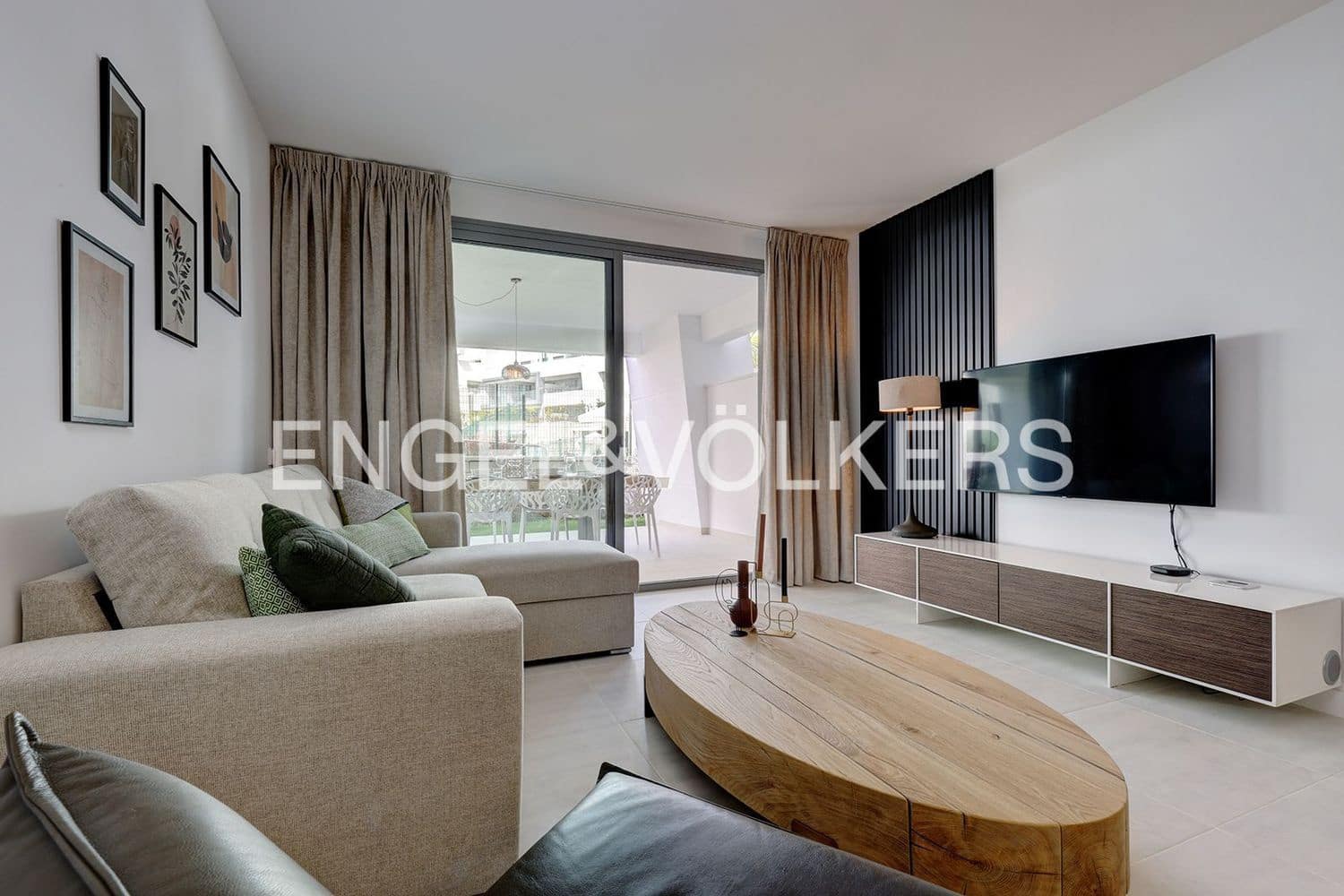 2 bedroom Apartment for sale in New Golden Mile with pool garage - € 434,500 (Ref: 9733505)