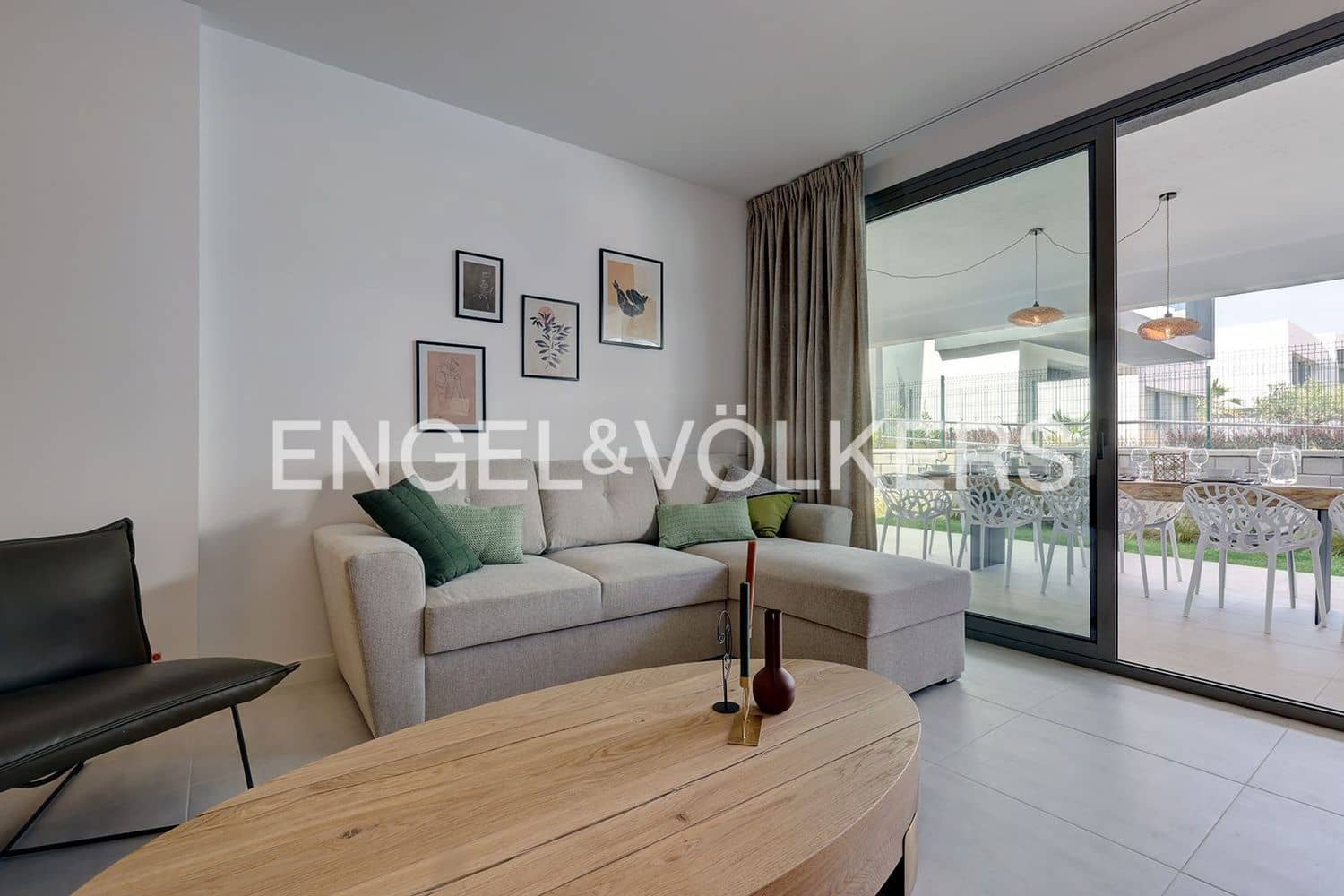 2 bedroom Apartment for sale in New Golden Mile with pool garage - € 434,500 (Ref: 9733505)