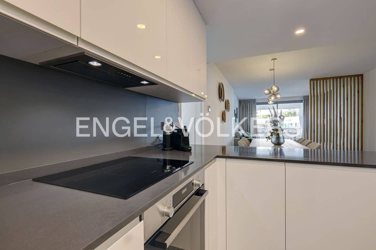 2 bedroom Apartment for sale in New Golden Mile with pool garage - € 434,500 (Ref: 9733505)