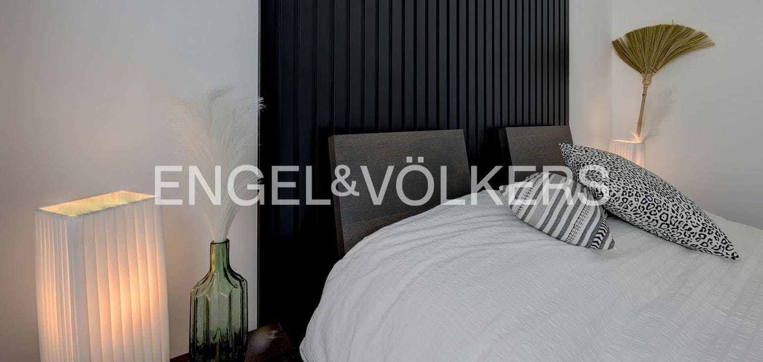 2 bedroom Apartment for sale in New Golden Mile with pool garage - € 434,500 (Ref: 9733505)