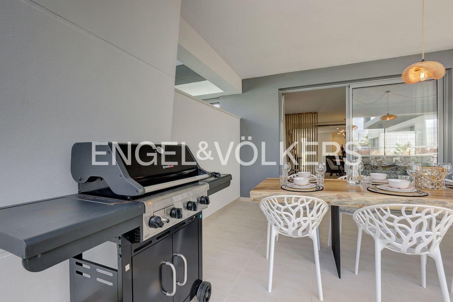 2 bedroom Apartment for sale in New Golden Mile with pool garage - € 434,500 (Ref: 9733505)