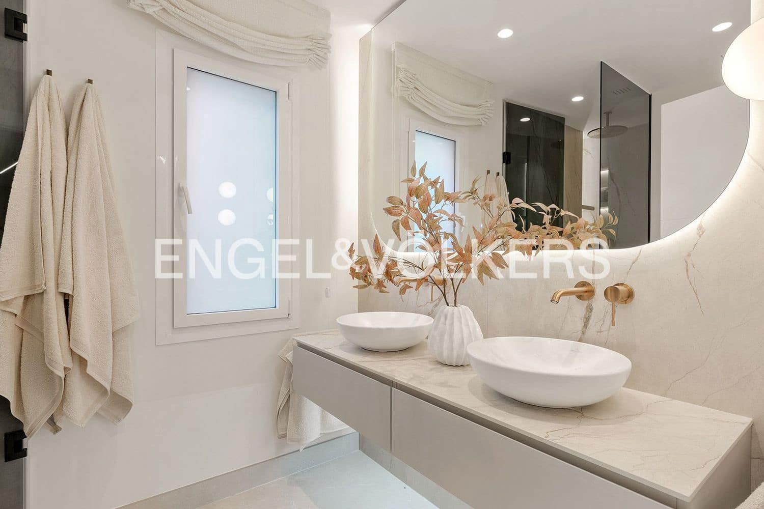 3 bedroom Apartment for sale in Guadalmansa with pool garage - € 2,350,000 (Ref: 9733506)