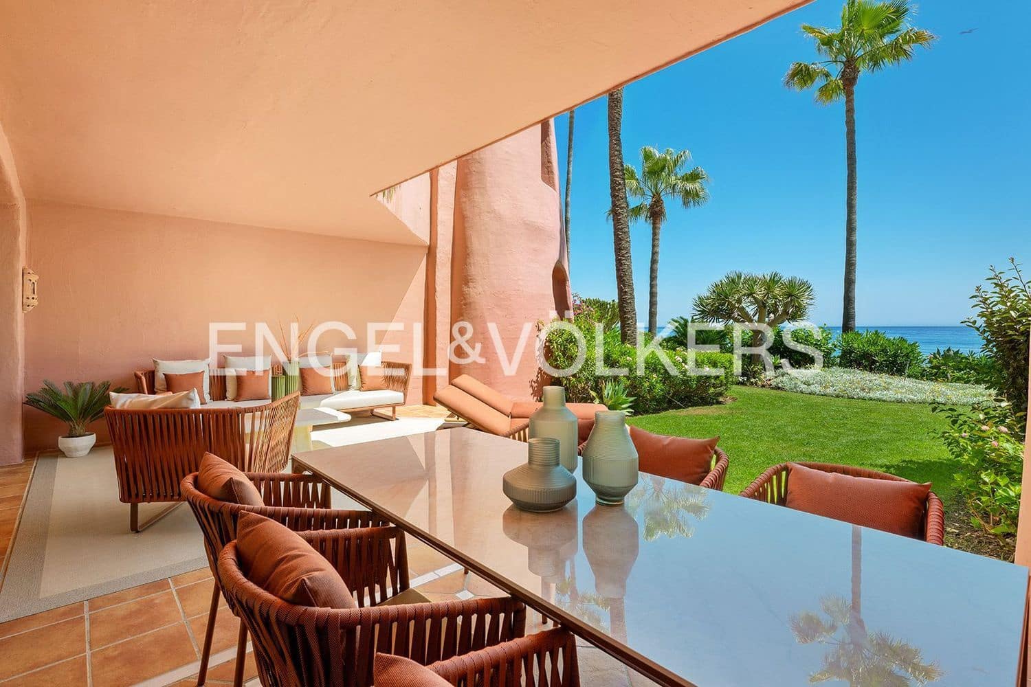 3 bedroom Apartment for sale in Guadalmansa with pool garage - € 2,350,000 (Ref: 9733506)