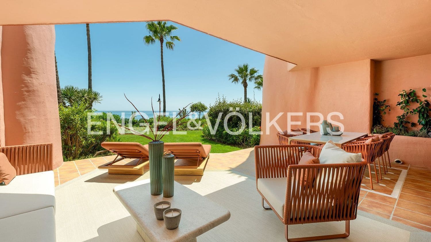 3 bedroom Apartment for sale in Guadalmansa with pool garage - € 2,350,000 (Ref: 9733506)