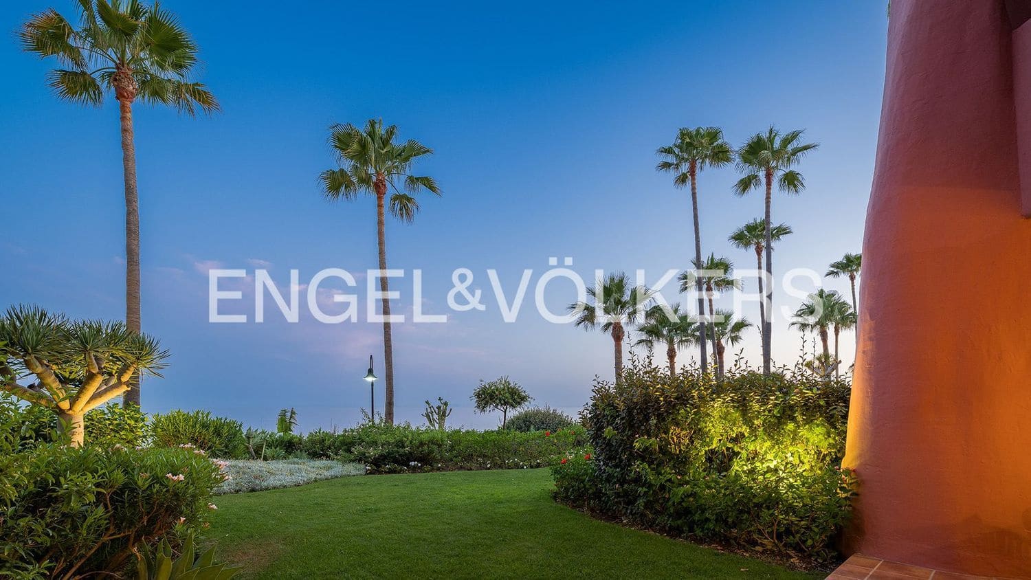 3 bedroom Apartment for sale in Guadalmansa with pool garage - € 2,350,000 (Ref: 9733506)