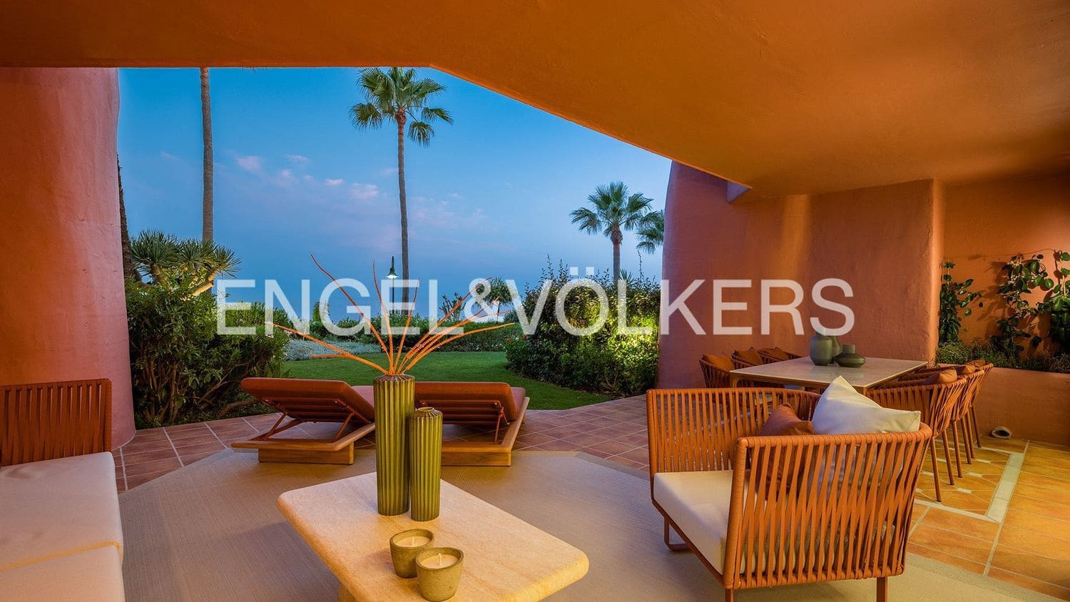 3 bedroom Apartment for sale in Guadalmansa with pool garage - € 2,350,000 (Ref: 9733506)