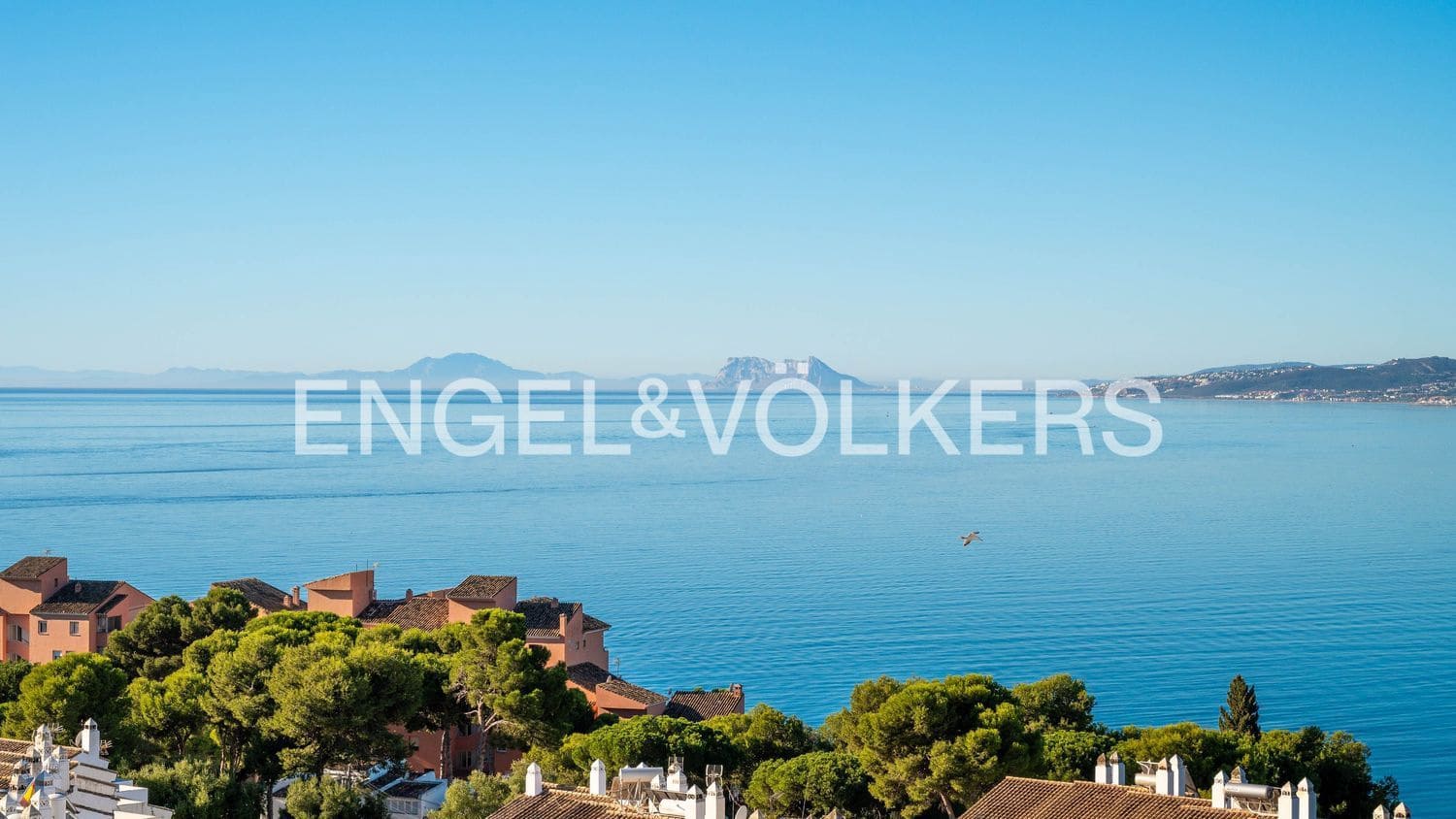 3 quarto Apartamento para venda em Estepona com piscina garagem - 650 000 € (Ref: 9733507)