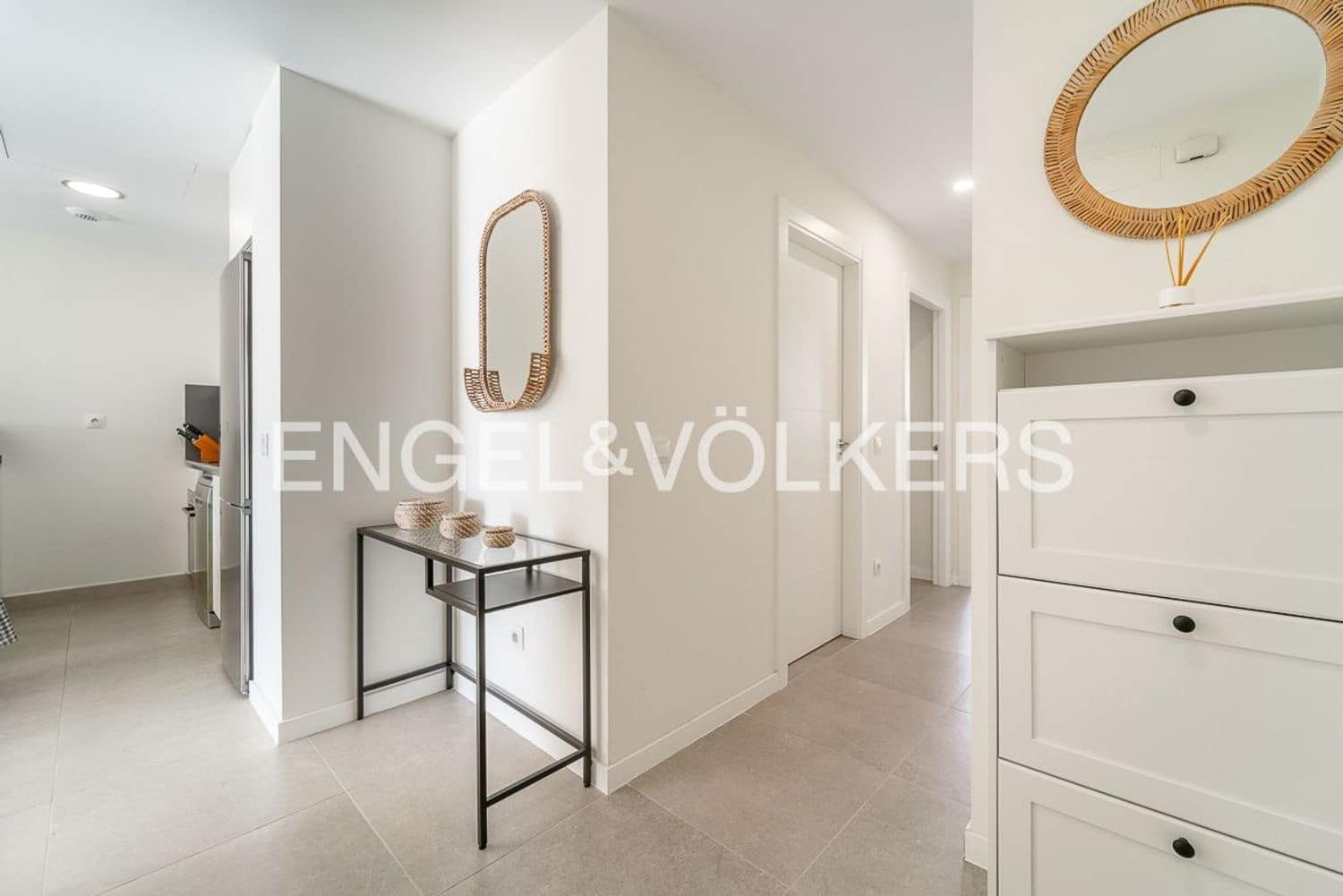 3 bedroom Apartment for sale in Estepona with pool garage - € 479,000 (Ref: 9733508)