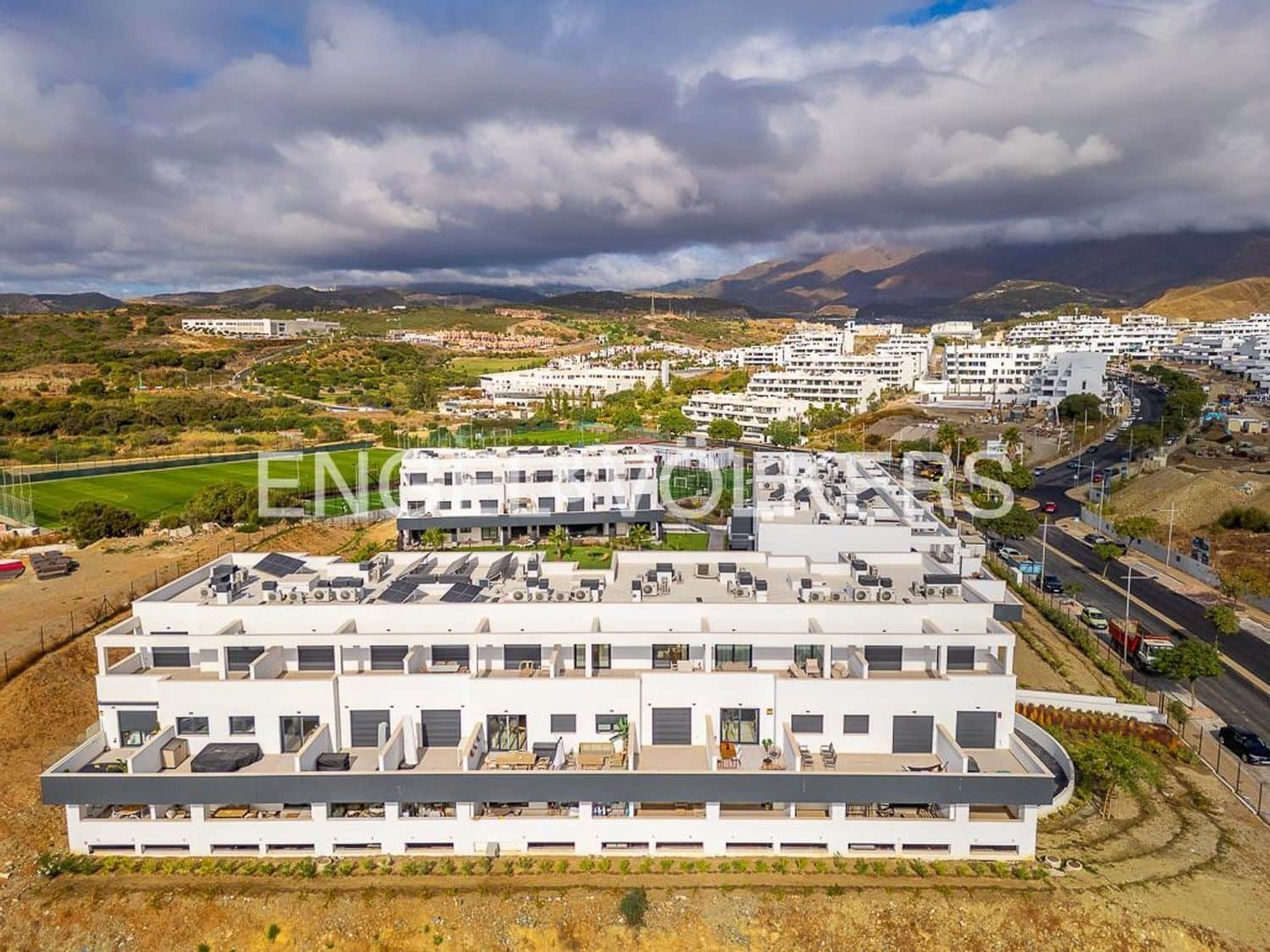 3 bedroom Apartment for sale in Estepona with pool garage - € 479,000 (Ref: 9733508)