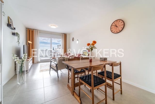 Apartamento de 3 habitaciones en Guadalobón, Estepona en venta con piscina garaje - 439.000 € (Ref: 9733508)