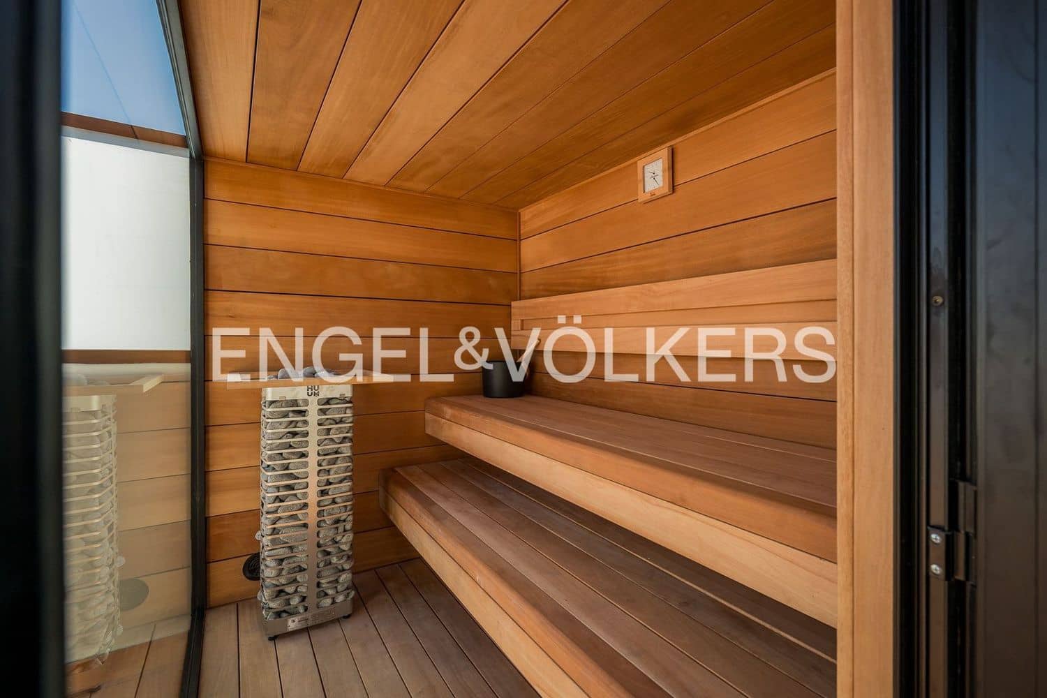 3 slaapkamer Appartement te koop in Estepona met zwembad garage - € 2.995.000 (Ref: 9733509)