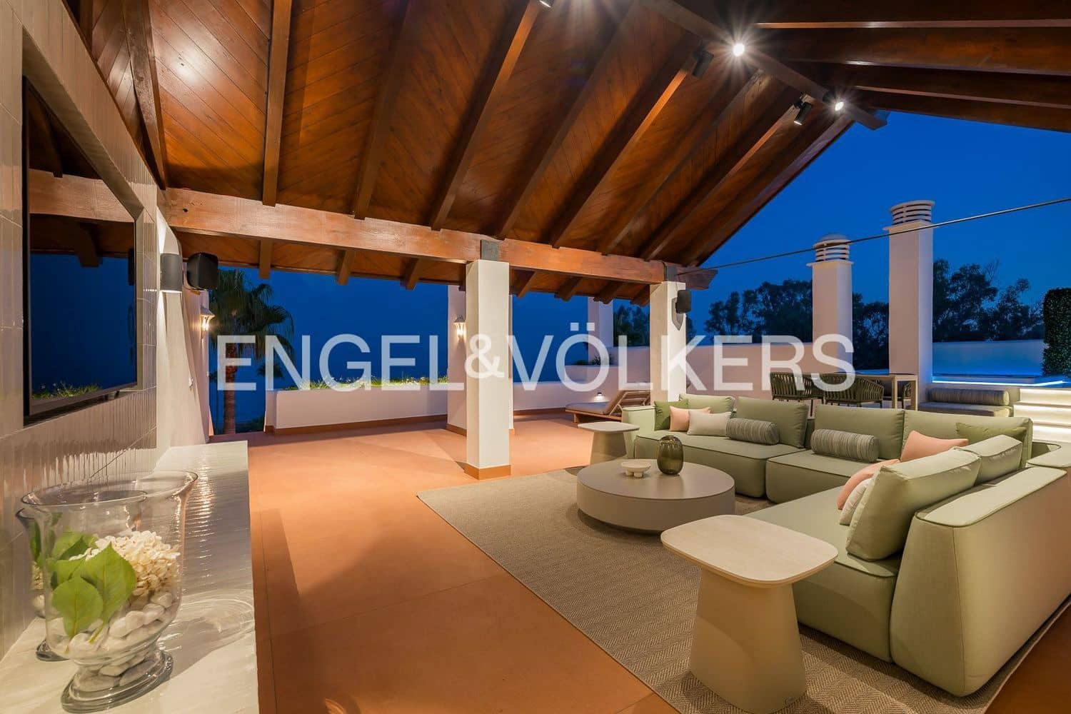 3 slaapkamer Appartement te koop in Estepona met zwembad garage - € 2.995.000 (Ref: 9733509)