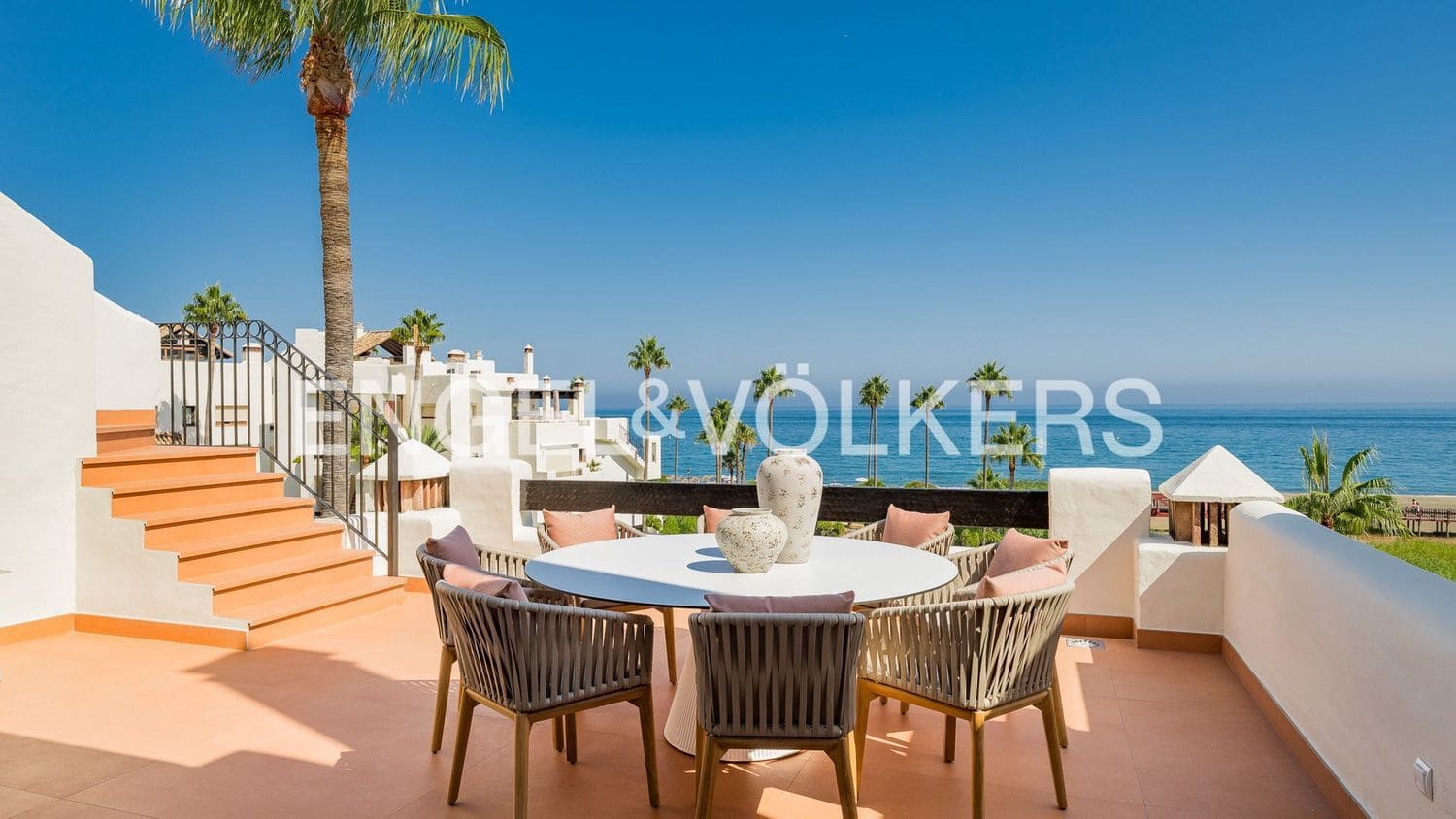 3 slaapkamer Appartement te koop in Estepona met zwembad garage - € 2.995.000 (Ref: 9733509)