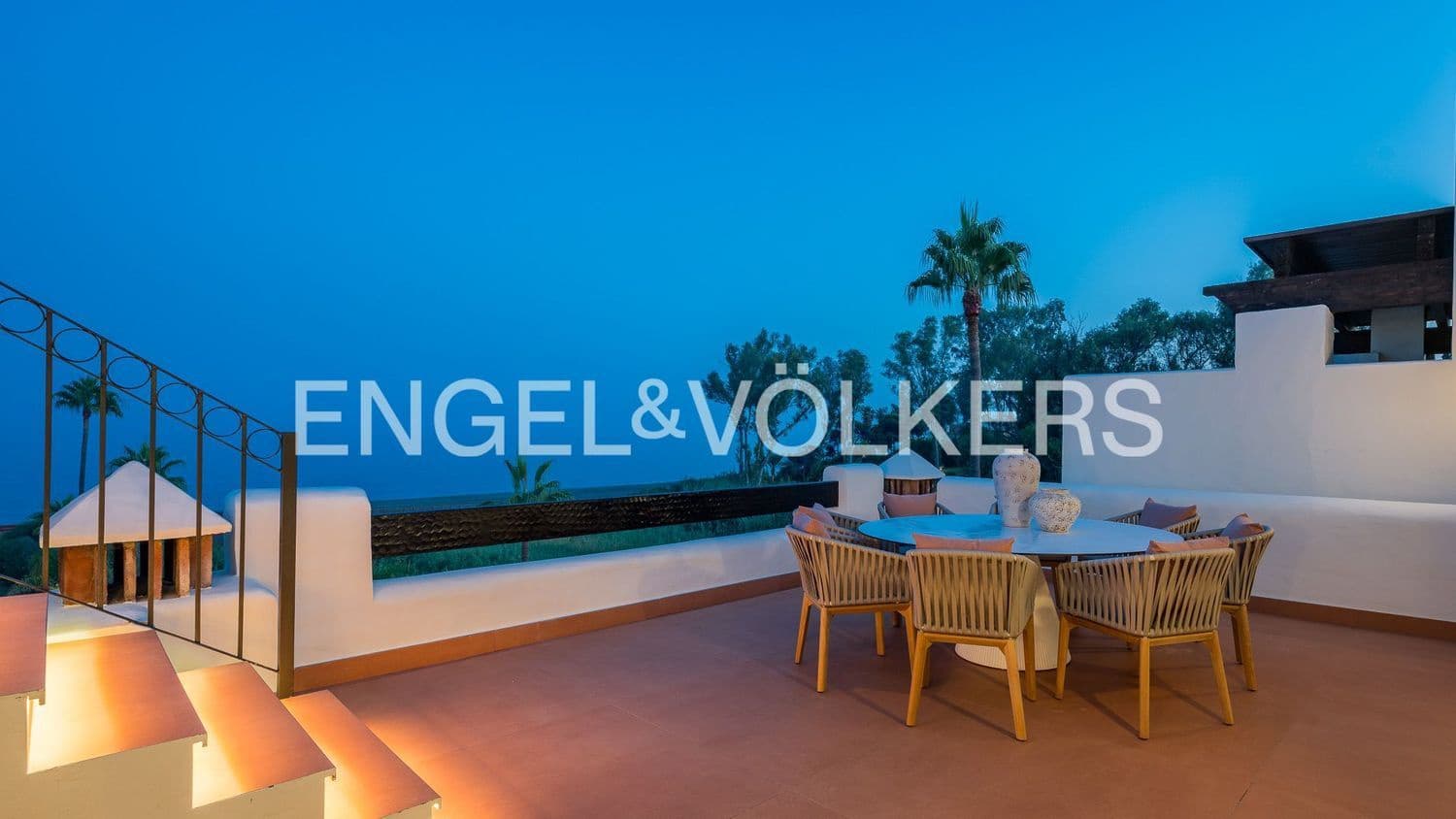 3 slaapkamer Appartement te koop in Estepona met zwembad garage - € 2.995.000 (Ref: 9733509)