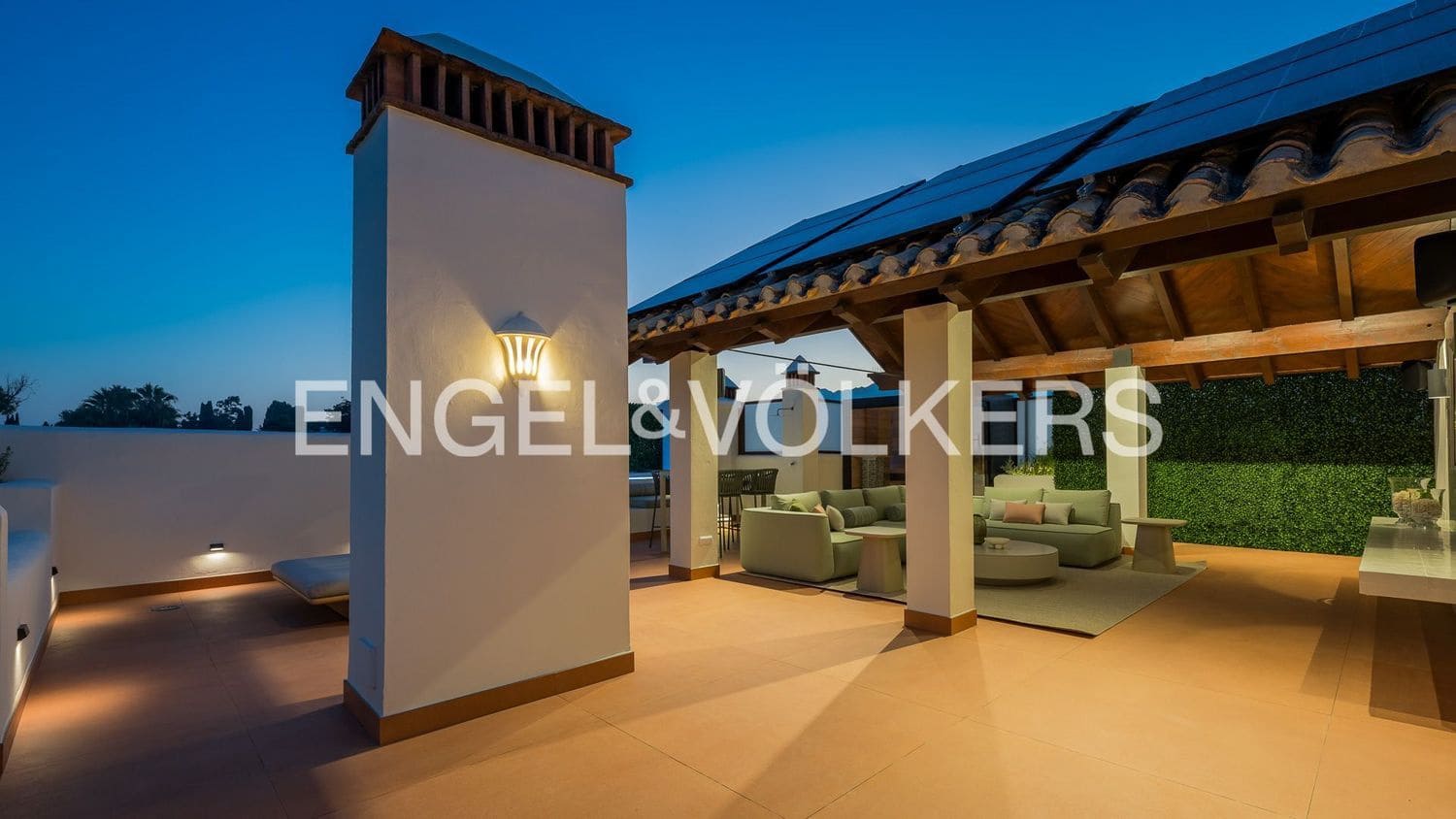 3 slaapkamer Appartement te koop in Estepona met zwembad garage - € 2.995.000 (Ref: 9733509)