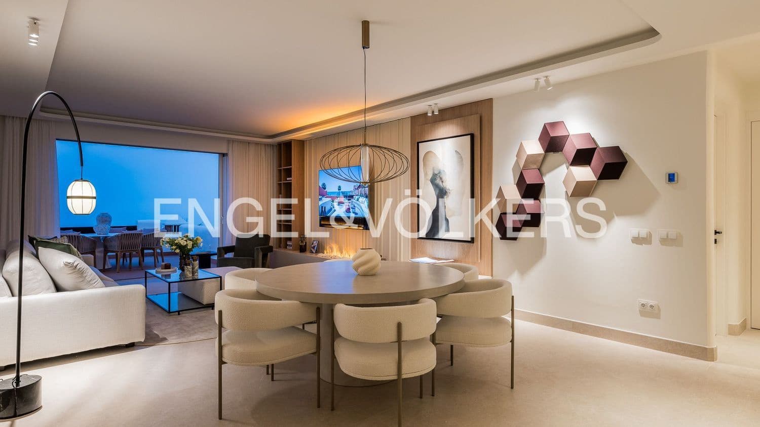 3 slaapkamer Appartement te koop in Estepona met zwembad garage - € 2.995.000 (Ref: 9733509)