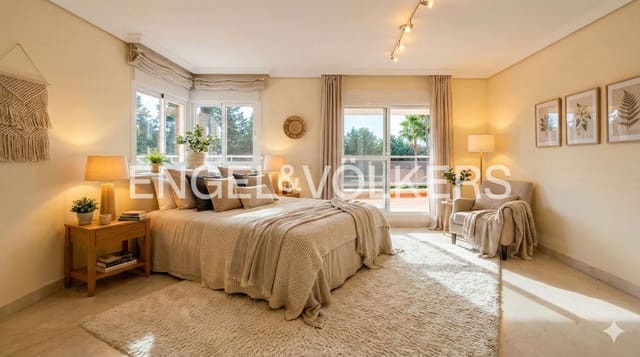 4 sovrum Lägenhet till salu i Sotoserena, Estepona med pool garage - 690 000 € (Ref: 9733510)