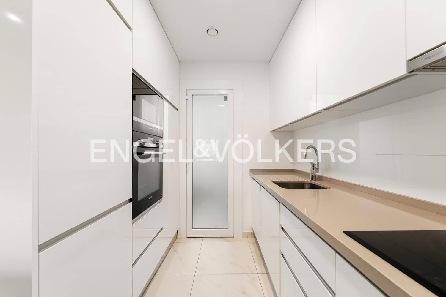 3 sovrum Lägenhet till salu i Cancelada med pool garage - 590 000 € (Ref: 9733513)