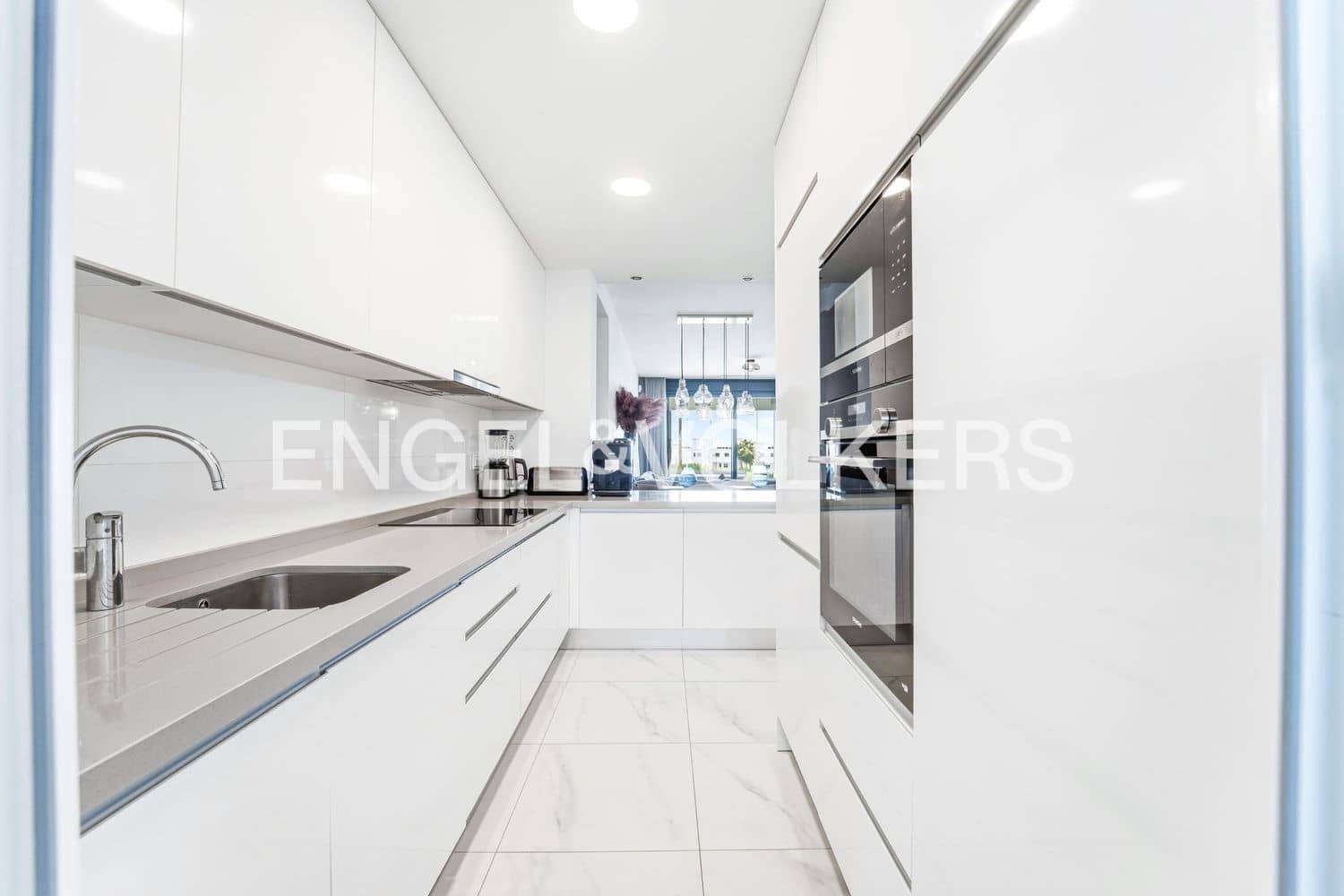 3 sovrum Lägenhet till salu i Cancelada med pool garage - 590 000 € (Ref: 9733513)