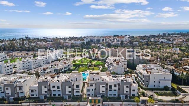 3 slaapkamer Appartement te koop in Cancelada, Estepona met zwembad garage - € 590.000 (Ref: 9733513)