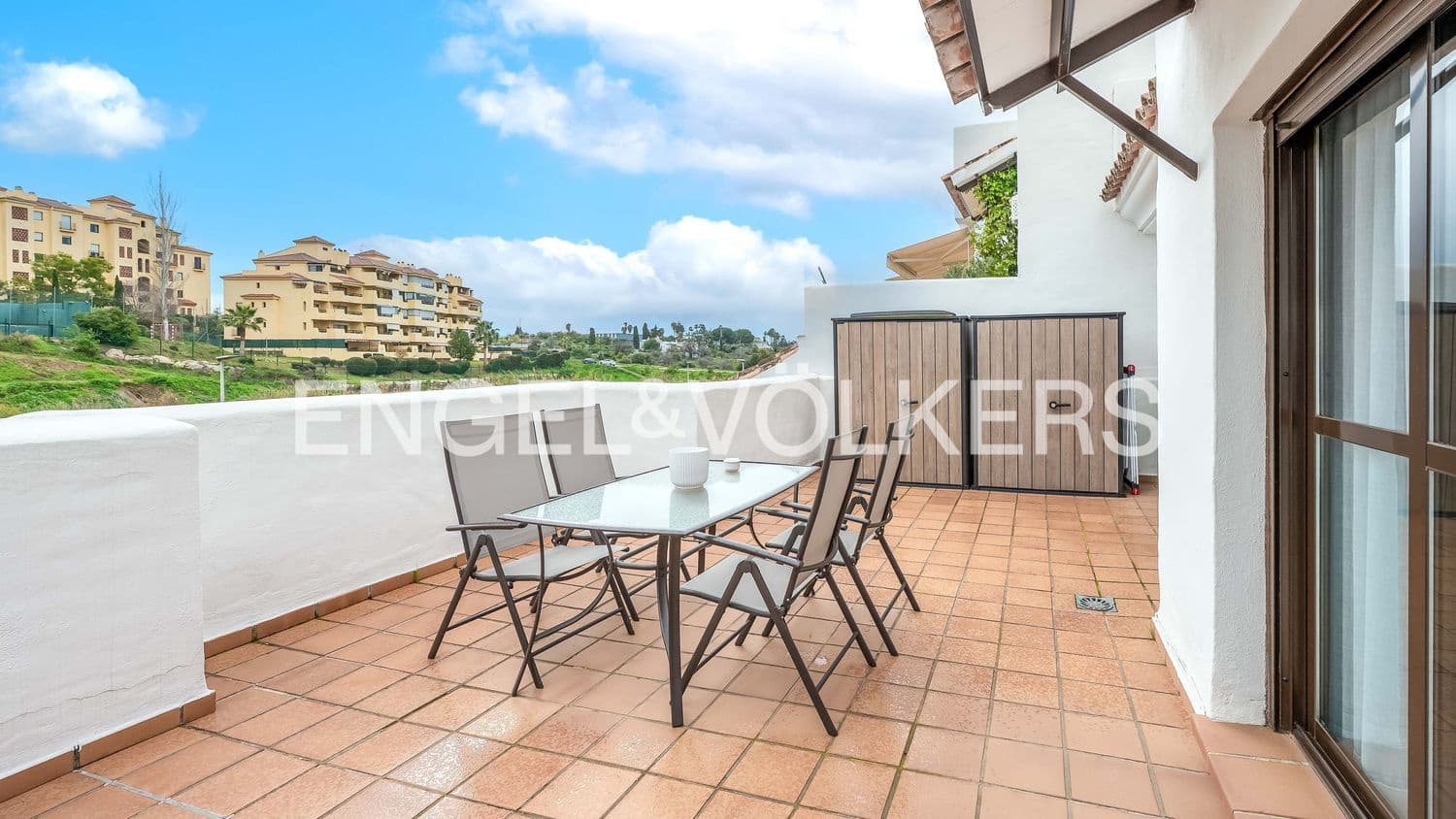 2 bedroom Apartment for sale in New Golden Mile with pool garage - € 380,000 (Ref: 9733514)