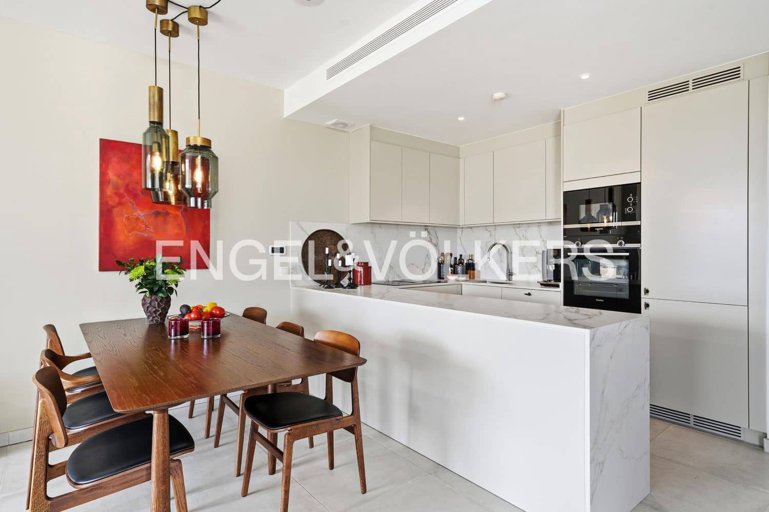 3 bedroom Apartment for sale in El Paraiso with pool garage - € 1,095,000 (Ref: 9733516)