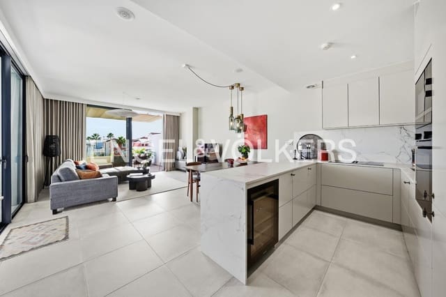 3 chambre Appartement à vendre à El Paraiso, Estepona avec piscine garage - 1 095 000 € (Ref: 9733516)