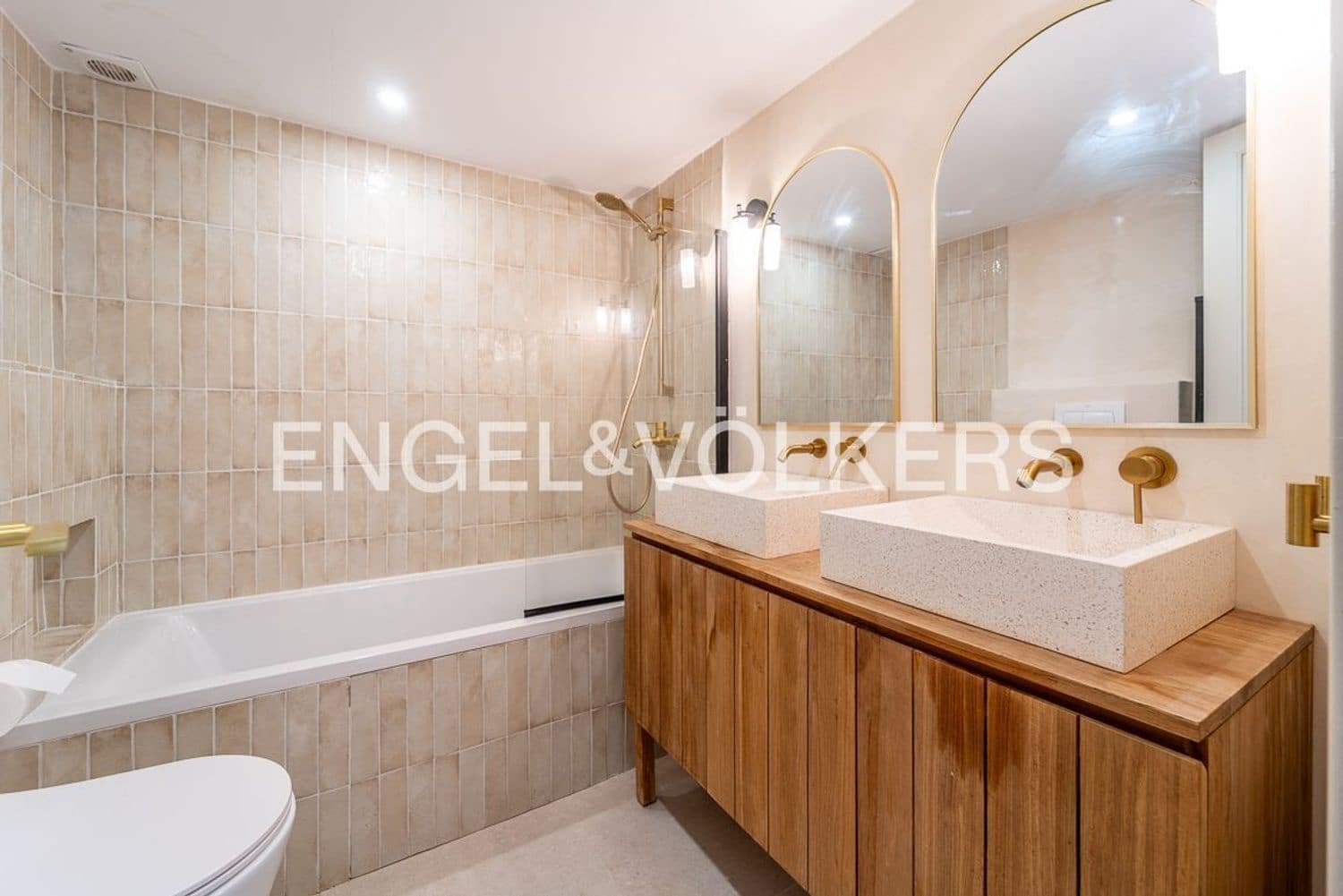 3 chambre Maison de Ville à vendre à Estepona avec garage - 469 000 € (Ref: 9733517)