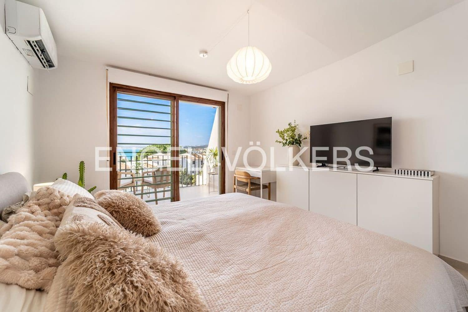 3 chambre Maison de Ville à vendre à Estepona avec garage - 469 000 € (Ref: 9733517)