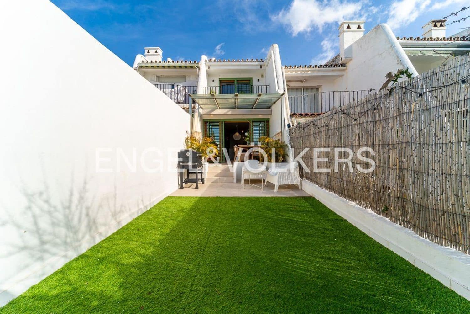 3 chambre Maison de Ville à vendre à Estepona avec garage - 469 000 € (Ref: 9733517)