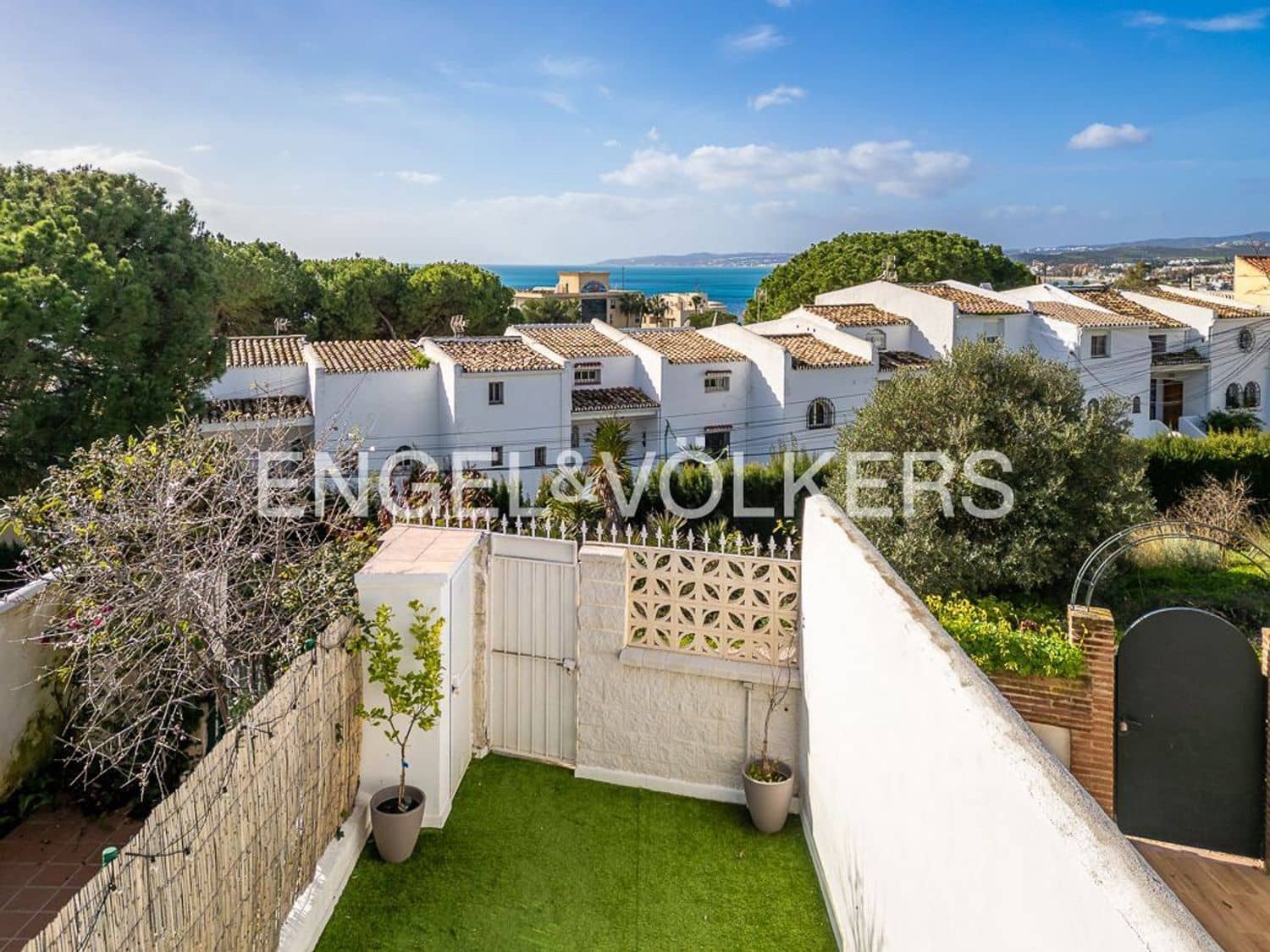 3 chambre Maison de Ville à vendre à Estepona avec garage - 469 000 € (Ref: 9733517)