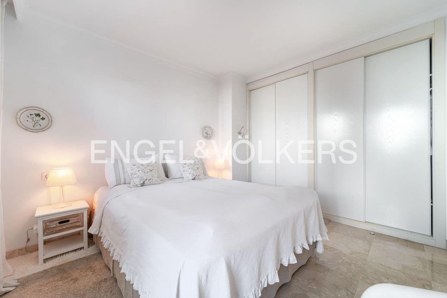 3 slaapkamer Appartement te koop in Bahia Dorada met zwembad garage - € 700.000 (Ref: 9733518)