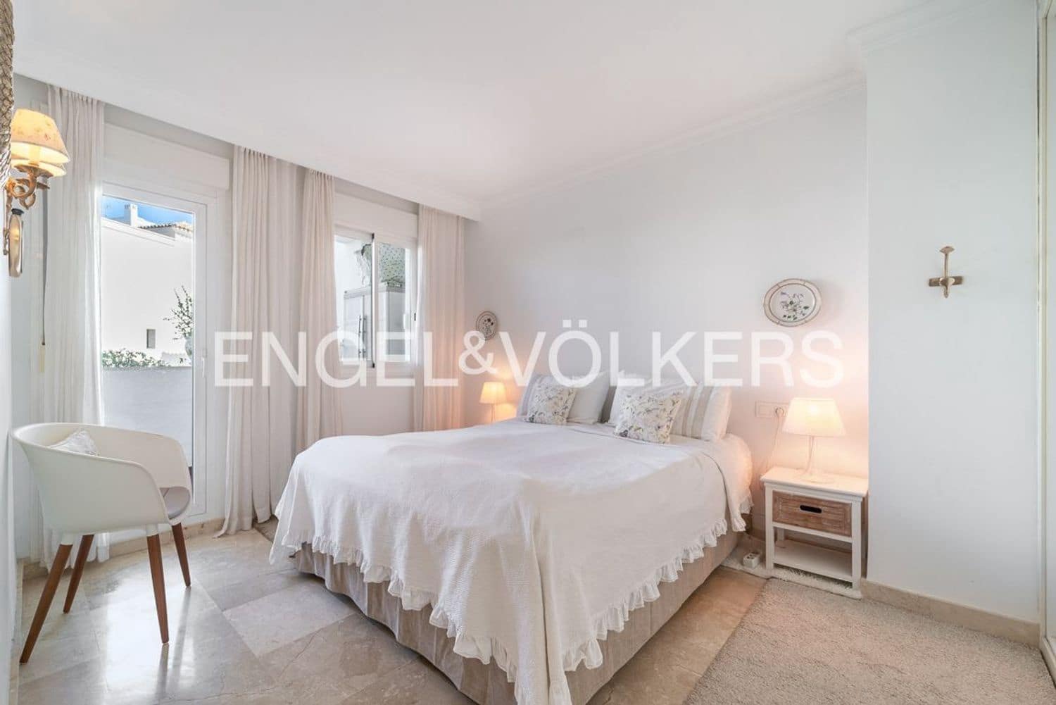 3 slaapkamer Appartement te koop in Bahia Dorada met zwembad garage - € 700.000 (Ref: 9733518)