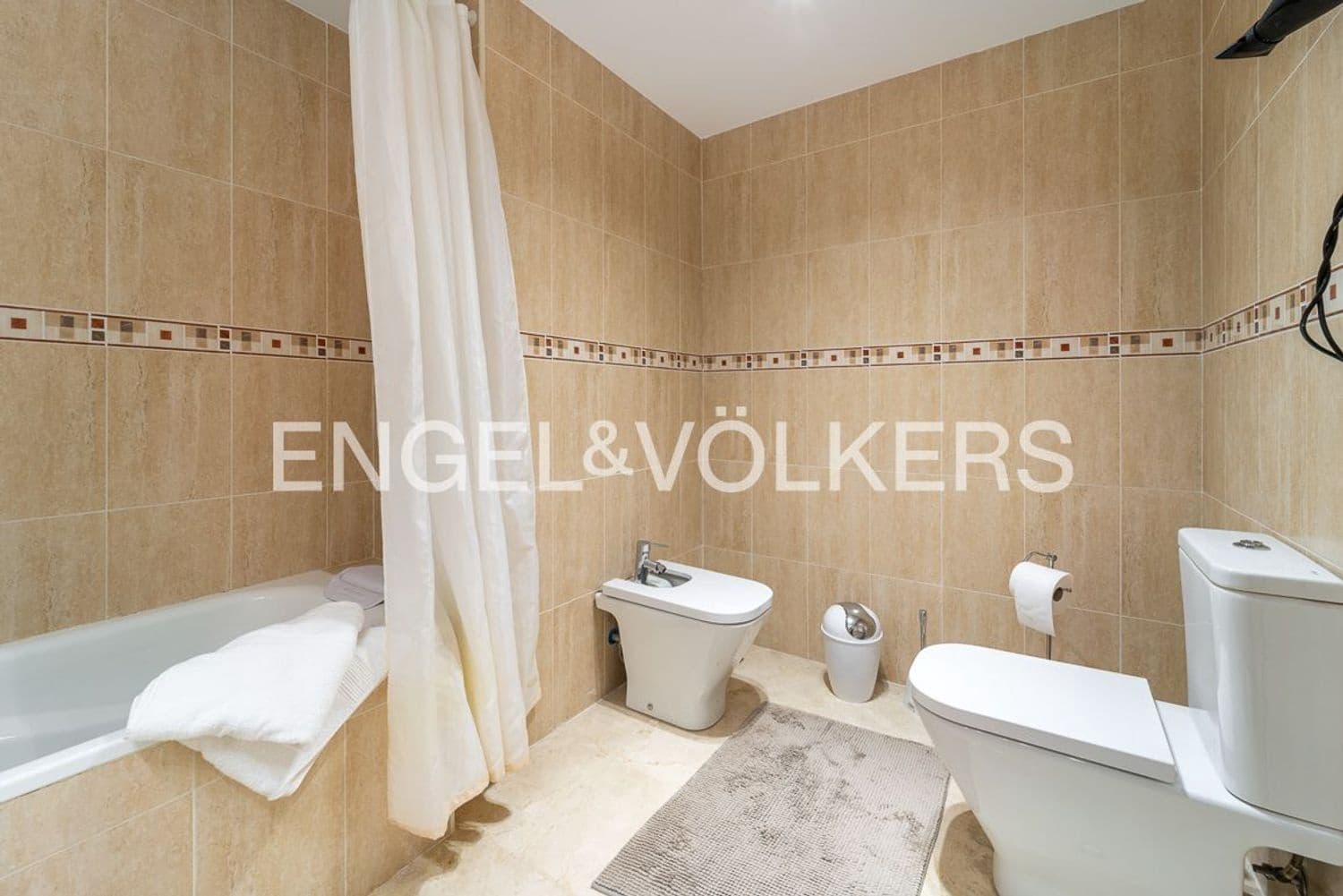 3 slaapkamer Appartement te koop in Bahia Dorada met zwembad garage - € 700.000 (Ref: 9733518)