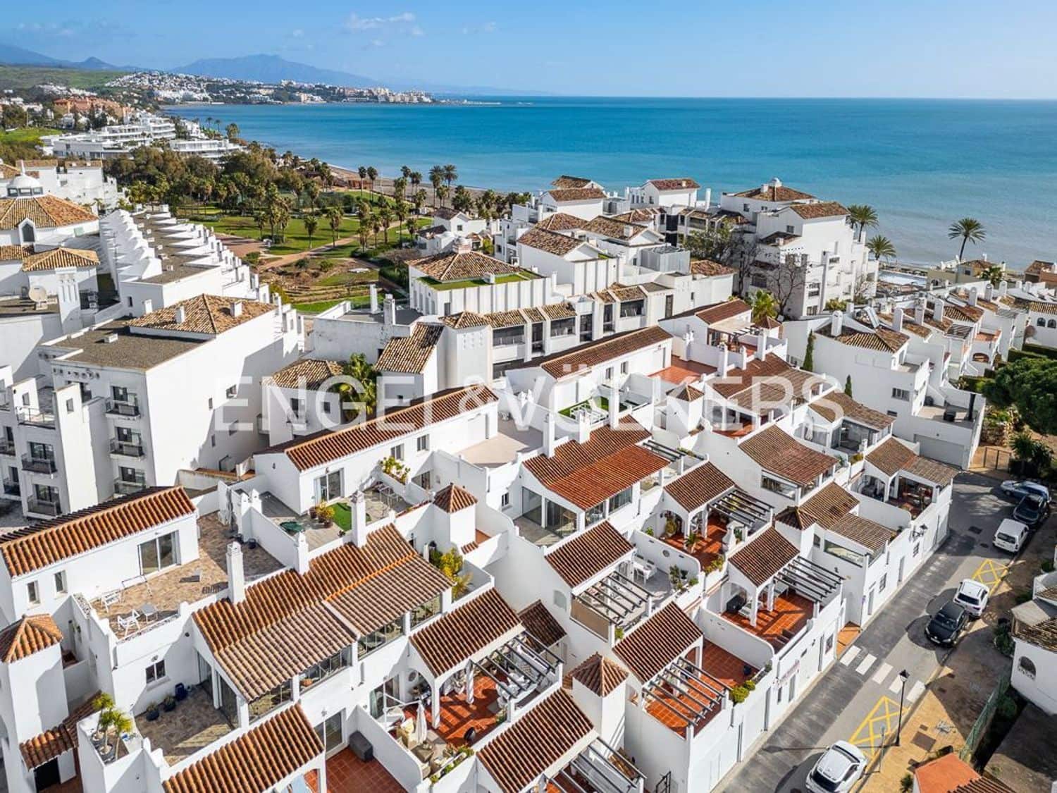 3 slaapkamer Appartement te koop in Bahia Dorada met zwembad garage - € 700.000 (Ref: 9733518)