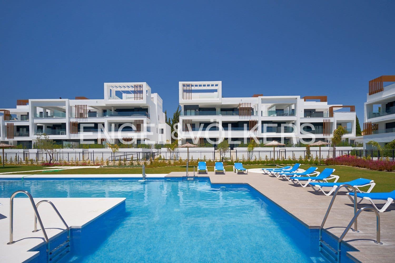 2 bedroom Apartment for sale in New Golden Mile with pool garage - € 540,000 (Ref: 9733520)