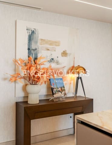 3 quarto Apartamento para venda em El Velerín, Estepona com piscina garagem - 1 995 000 € (Ref: 9733521)