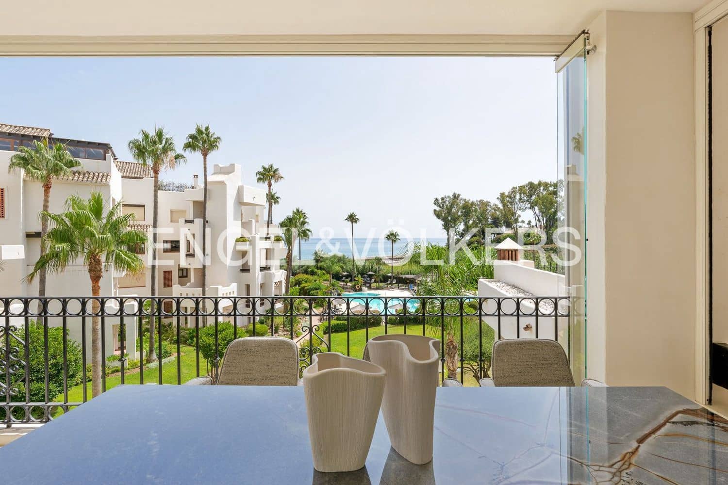 3 quarto Apartamento para venda em Estepona com piscina garagem - 1 995 000 € (Ref: 9733521)