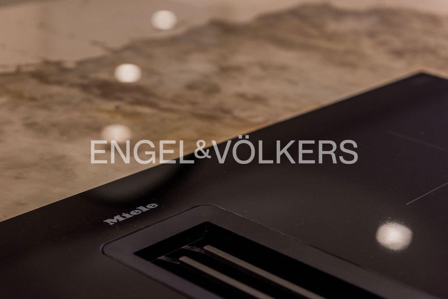 3 Zimmer Apartment zu verkaufen in New Golden Mile mit Pool Garage - 2.395.000 € (Ref: 9733523)