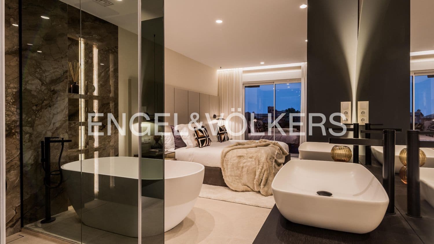 3 Zimmer Apartment zu verkaufen in New Golden Mile mit Pool Garage - 2.395.000 € (Ref: 9733523)