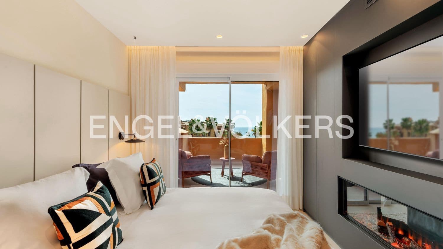 3 Zimmer Apartment zu verkaufen in New Golden Mile mit Pool Garage - 2.395.000 € (Ref: 9733523)