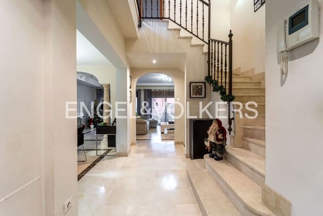 4 chambre Maison de Ville à vendre à Valle Romano Golf, Estepona avec garage - 665 000 € (Ref: 9733524)