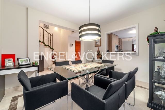 4 chambre Maison de Ville à vendre à Valle Romano Golf, Estepona avec garage - 665 000 € (Ref: 9733524)